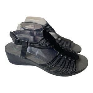 BareTraps Women’s Trudy Black Wedge Sandals